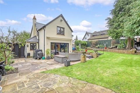 Stunning Detached Cottage:  Roydon 3 bed detached house for sale