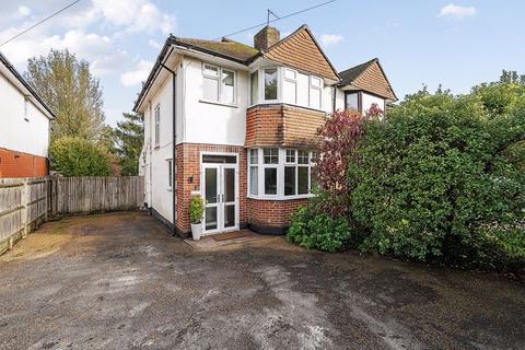 Dowgate Close, Tonbridge, TN9 2EH 3 bed semi