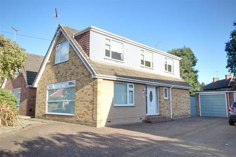 Nunburnholme Avenue, North Ferriby 3 bed detached house for sale