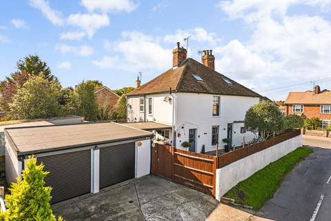 Station Road, Lydd, Romney Marsh... 3 bed semi