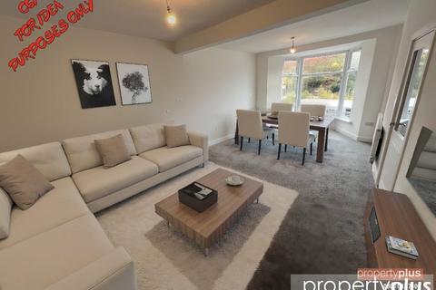 The Avenue, Ferndale, Pontygwaith... 3 bed semi