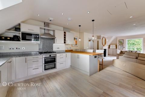 London Road, ASCOT 3 bed penthouse for sale