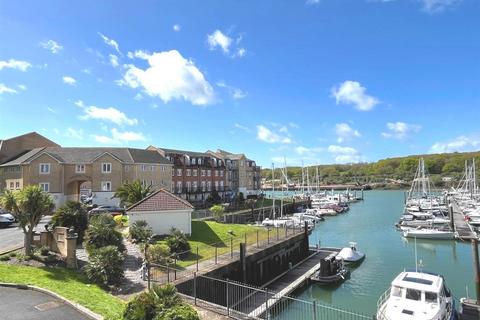 Medina View, East Cowes 2 bed flat for sale