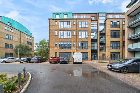 Brindley Place, Uxbridge, Middlesex 1 bed apartment for sale