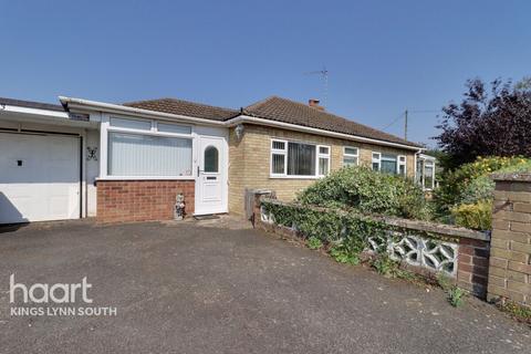 Common Close, West Winch 2 bed detached bungalow for sale