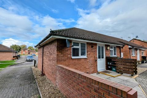 2 bedroom semi-detached bungalow for sale