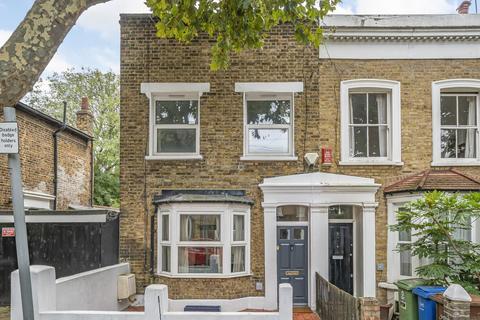 Chadwick Road, Peckham Rye 3 bed terraced house for sale