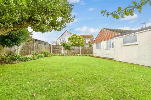 Hawthorn Close, Hythe, Kent 2 bed detached bungalow for sale