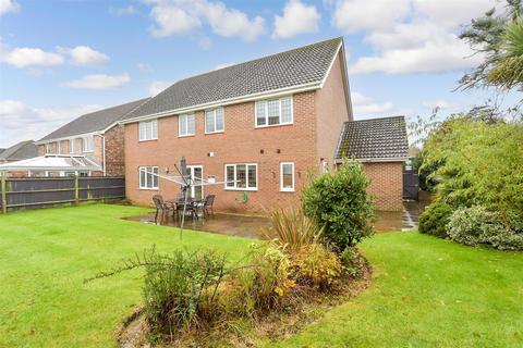 Meiros Way, Ashington, West Sussex 5 bed detached house for sale