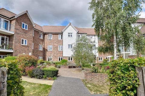 Oak Tree Court, Smallhythe Road... 2 bed retirement property for sale