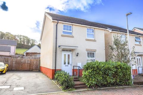 17 Cae Ffynnon, Cowbridge, Vale Of... 3 bed detached house for sale