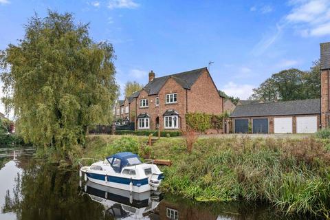 The Tramway, Outwell, Norfolk, PE14 8PZ 5 bed detached house for sale