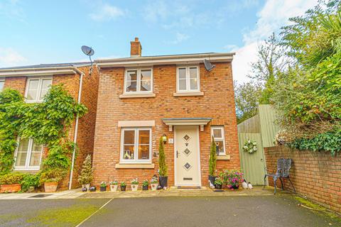 Ash Tree Road, Caerwent, NP26 3 bed detached house for sale