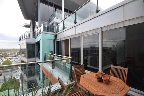 Harbour Reach, Imperial Wharf... 2 bed flat for sale