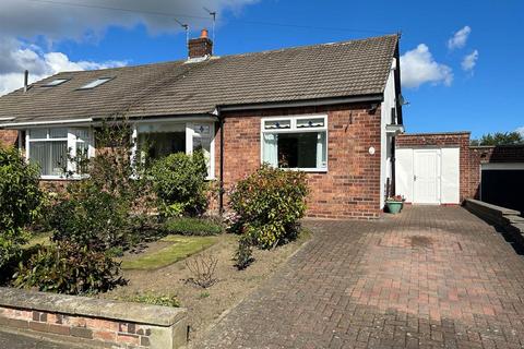 2 bedroom semi-detached bungalow for sale