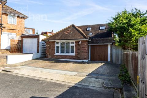 Edward Close, Hove, East Sussex, BN3 4 bed detached house for sale