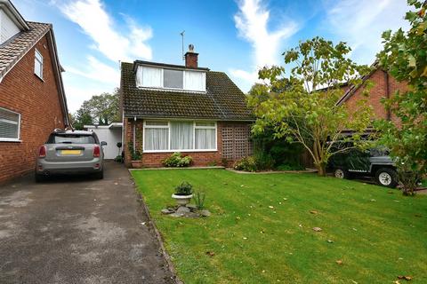 65 Six Ashes Road, Bobbington... 3 bed detached house for sale