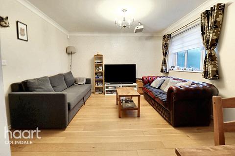 Ajax Avenue, NW9 3 bed terraced house for sale