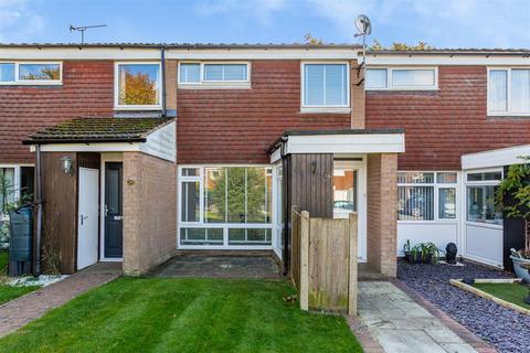 Highview, Vigo Gravesend DA13 3 bed terraced house for sale