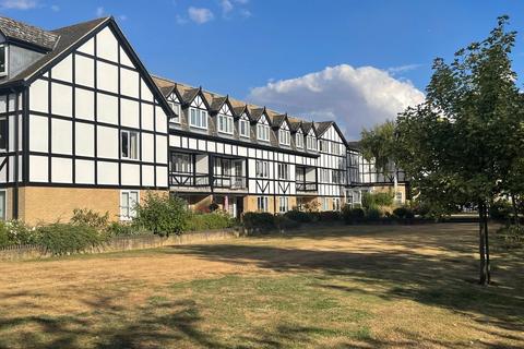 West Street, Godmanchester... 2 bed apartment for sale
