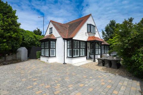 All Saints Avenue, Margate CT9 5 bed detached house for sale