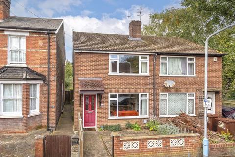 Chichester Road, Tonbridge, TN9 2TL 2 bed semi