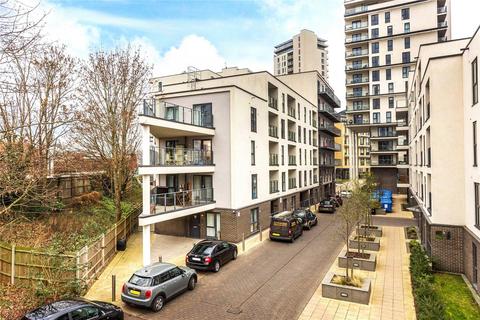 Bradfield Close, Surrey GU22 1 bed flat for sale