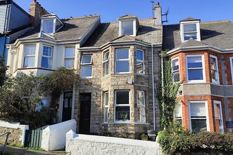 St. Georges Road, Newquay TR7 5 bed terraced house for sale