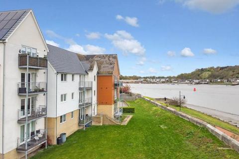 The Causeway, Chatham 2 bed property for sale