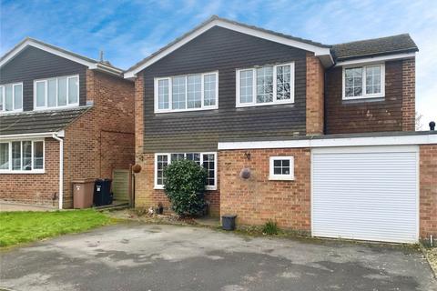 Yarnold Close, Wokingham, Berkshire 4 bed link detached house for sale