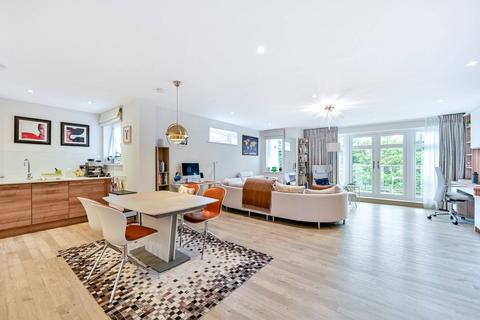 Shoppenhangers Road, Maidenhead, SL6 2 bed flat for sale