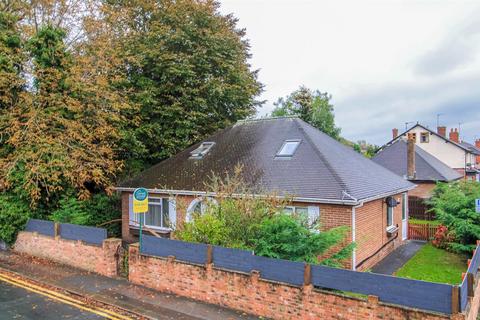 Pinderfields Road, Wakefield WF1 4 bed detached bungalow for sale