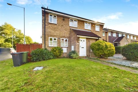 Timberlog Lane, Basildon, Essex, SS14 3 bed end of terrace house for sale