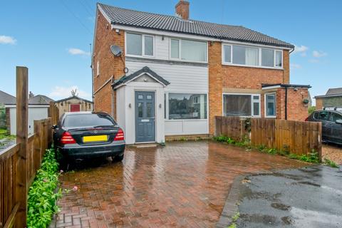 High Fernley Court, Wyke, Bradford, BD12 3 bed semi