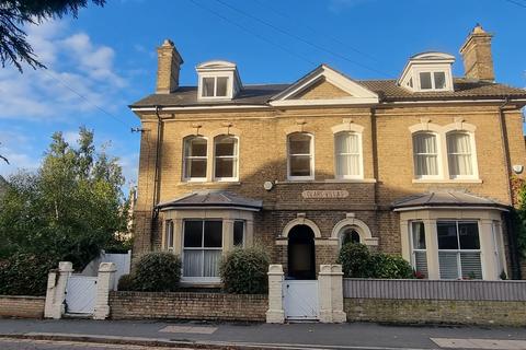 St. Marys Street, Ely CB7 4 bed house for sale