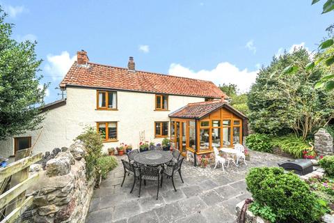 15 Canada Coombe, Hutton... 4 bed equestrian property for sale