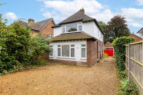 London Road, Biggleswade SG18 4 bed detached house for sale