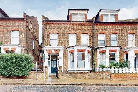 Princess Crescent, N4 2 Bedroom... 2 bed maisonette for sale