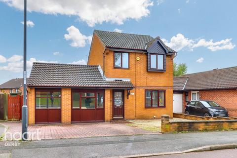 Fiskerton Way, Oakwood 4 bed detached house for sale