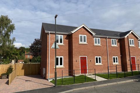 Hall Street, Church Gresley 3 bed semi