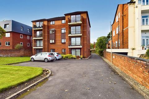 Park Road West, Southport PR9 2 bed apartment for sale