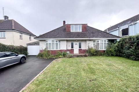 Ward Avenue, Cowes 3 bed detached bungalow for sale