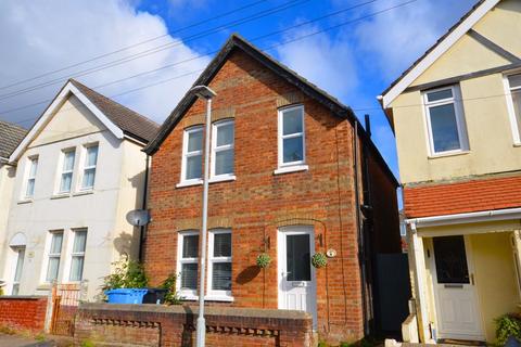 Lyell Road, Poole BH12 3 bed detached house for sale