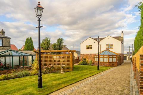 King Street, Drighlington 4 bed detached house for sale