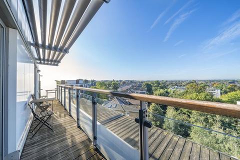 Streatham Place, Brixton 2 bed flat for sale