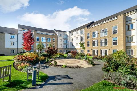 29 Chesterton Court, Railway Road... 1 bed apartment for sale