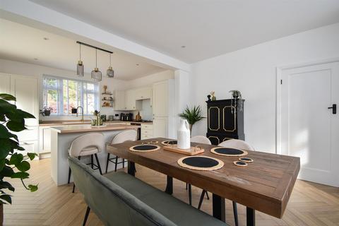 St. Helens Park Road, Hastings 3 bed detached house for sale