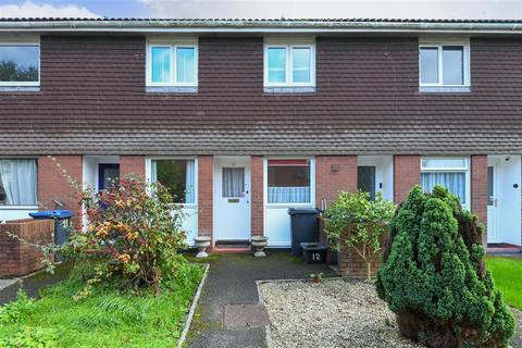 Henderson Close, Trowbridge 2 bed flat for sale