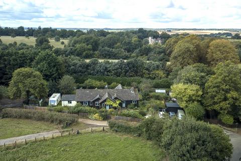 Stevenage SG2 5 bed detached bungalow for sale