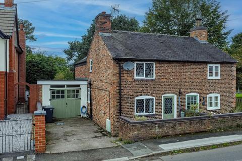 Hassall Road, Sandbach, CW11 2 bed semi